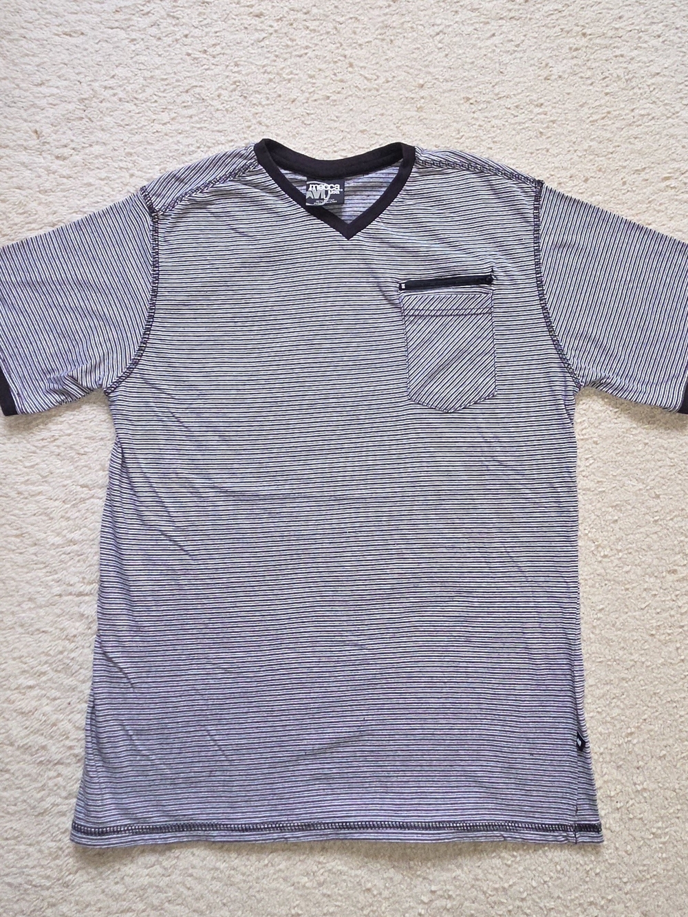 Vintage Y2k Mecca USA Fine Striped V-Neck T-Shirt Black Trim Zipper Pocket